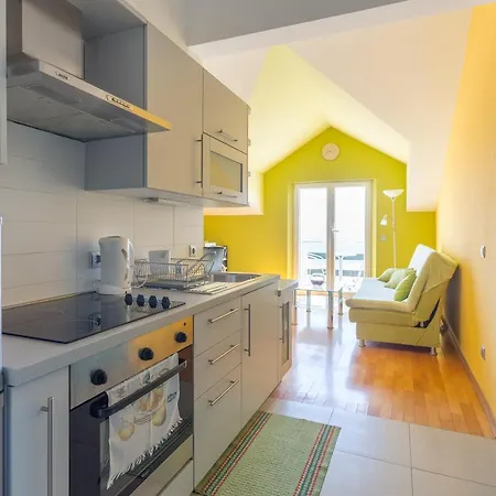 Sunrise Apartments Bol Exteriér fotografie