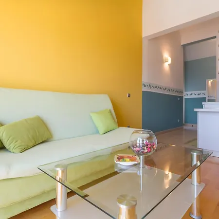 Sunrise Apartments Bol Pokoj fotografie